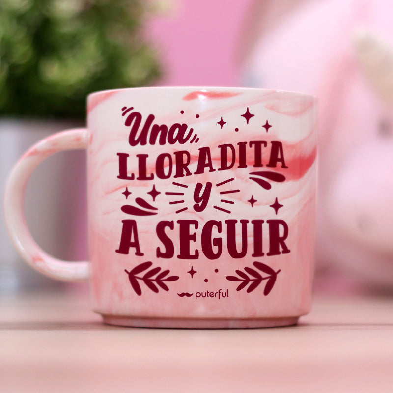 Taza marmolada rosa – Una lloradita y a seguir