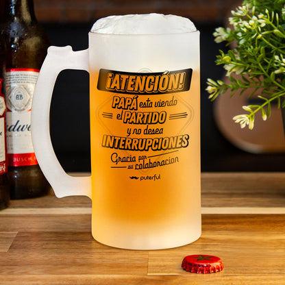 Jarra Cerveza 500ml – Papá está viendo el partido